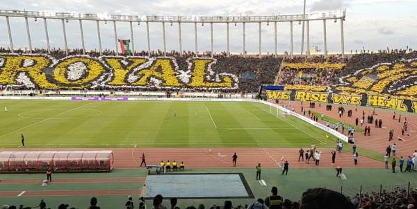 تيفو عالمي لجماهير الجيش الملكي خلال مقابلة الكلاسيكو ضد الرجاء البيضاوي